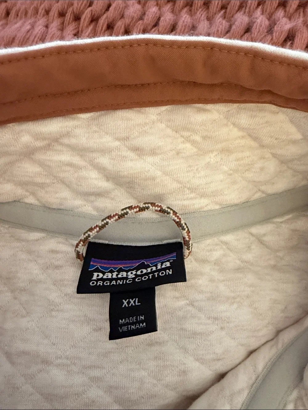 Patagonia Cream Quilted Zip-Style Pullover with Brown Trim - Picture 6 of 7